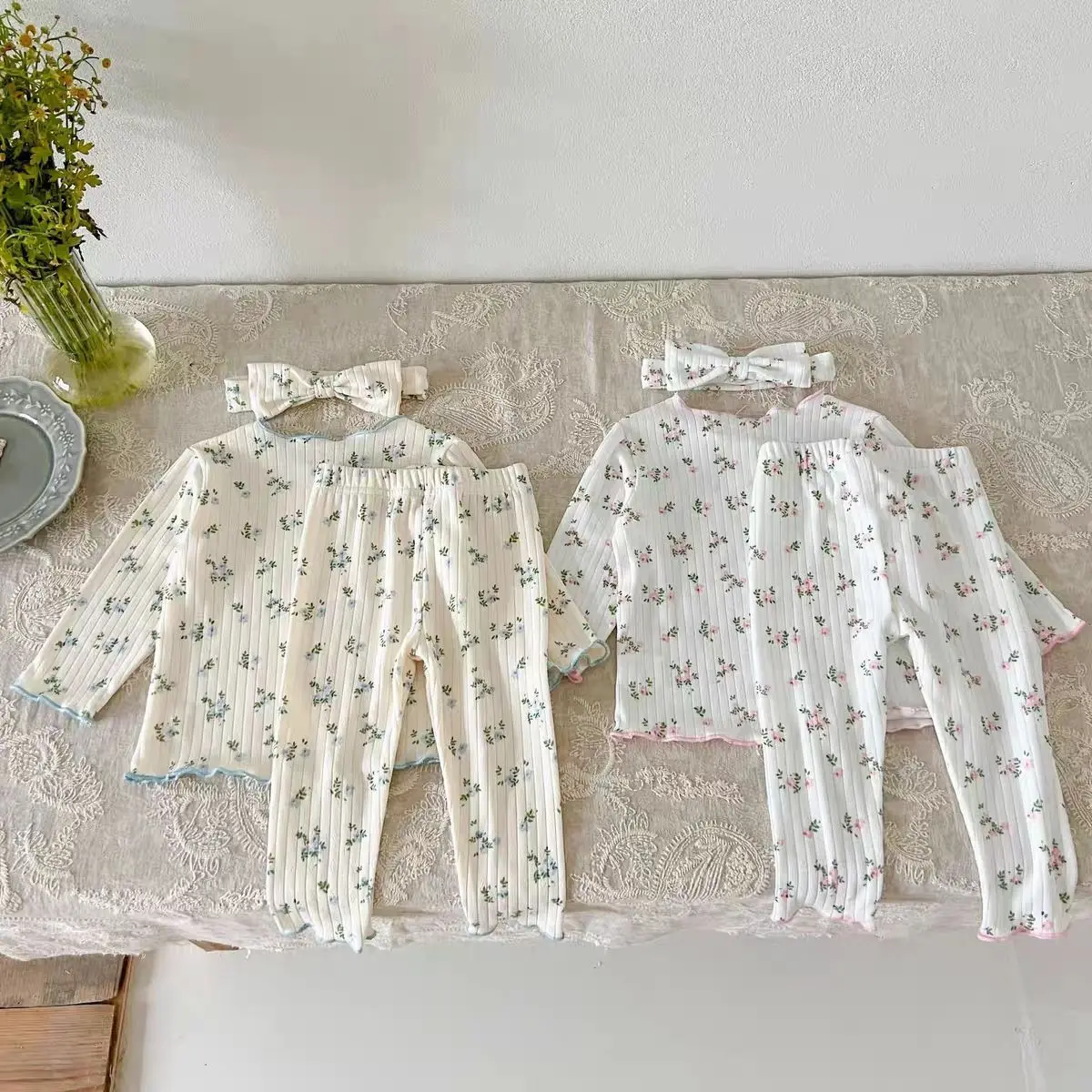 Kinder-Schlafbekleidung Blumenmuster Pyjama-Set 2-teilig Frühling Langarm Mädchen-Anzüge Hautfreundliche Kinder-Innenbekleidung – Detail 4