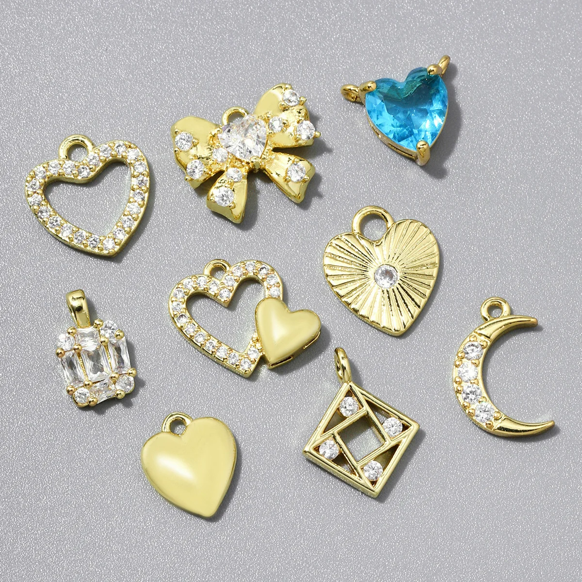 Breloques en forme de cœur bleu en cuivre et Zircon, 5 pièces/lot, vente en gros, pendentif carré en forme de nœud de lune, pour la fabrication de bijoux pour femmes