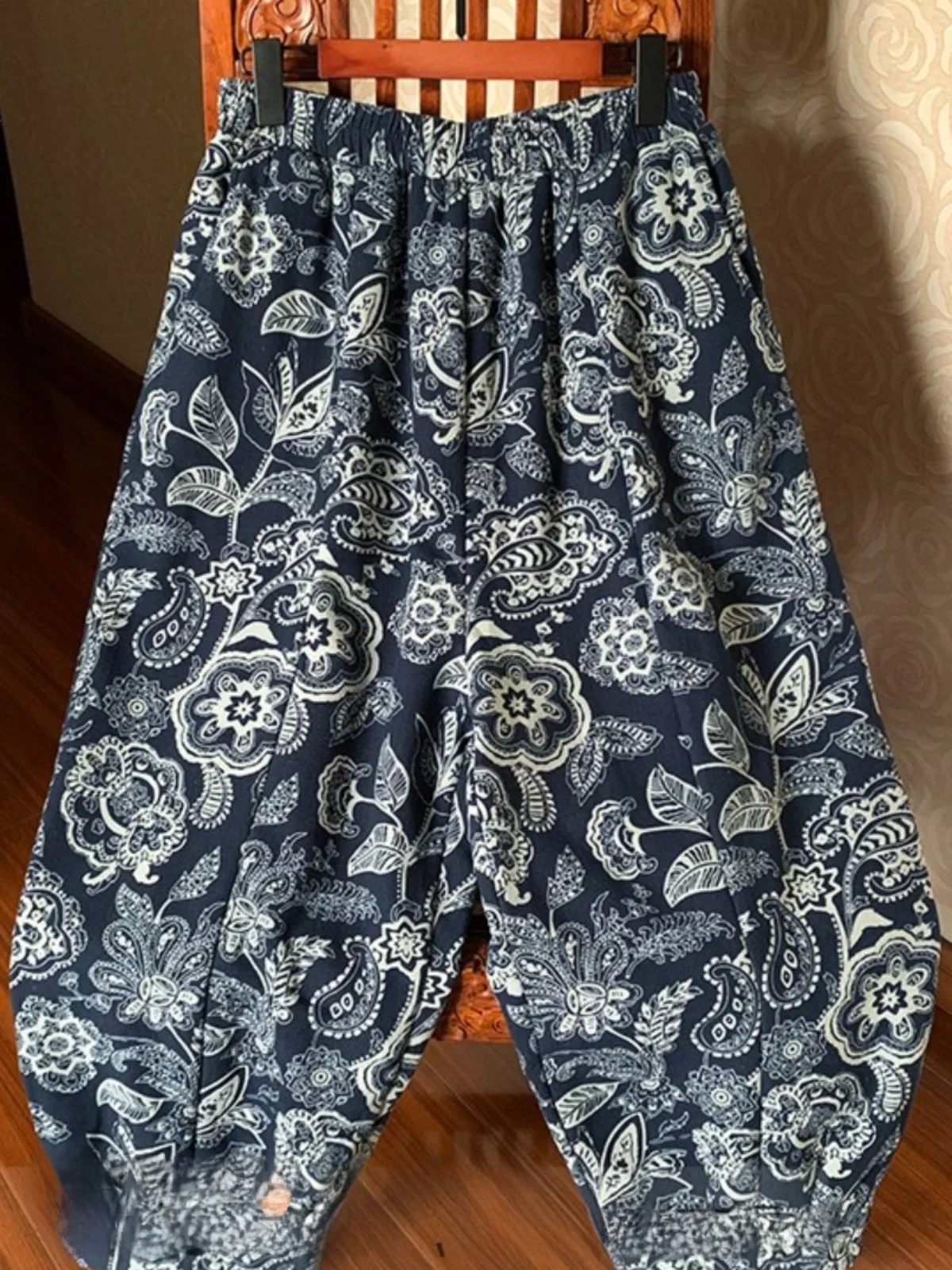 

Новые женские повседневные брюки свободного кроя из смесового хлопка и льна с начесом, широкие штанины, фасон «морковка», для осени и зимы...