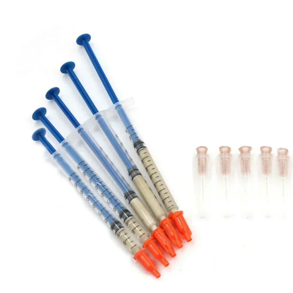 

Board Silver Conductive Adhesive Paint Glue Line Strong Processability 0.2/ 0.3/0.5/0.7/1.0ML Conductive Paste