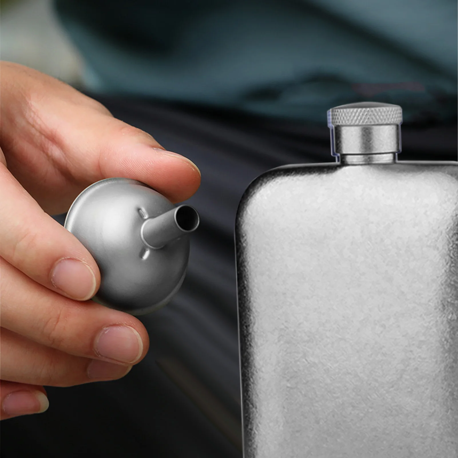 Titanium Flask with Funnel Ultra-Light Portable Wine Flask Health Selection Whiskey Flask for Men Screw   Drink Bottle