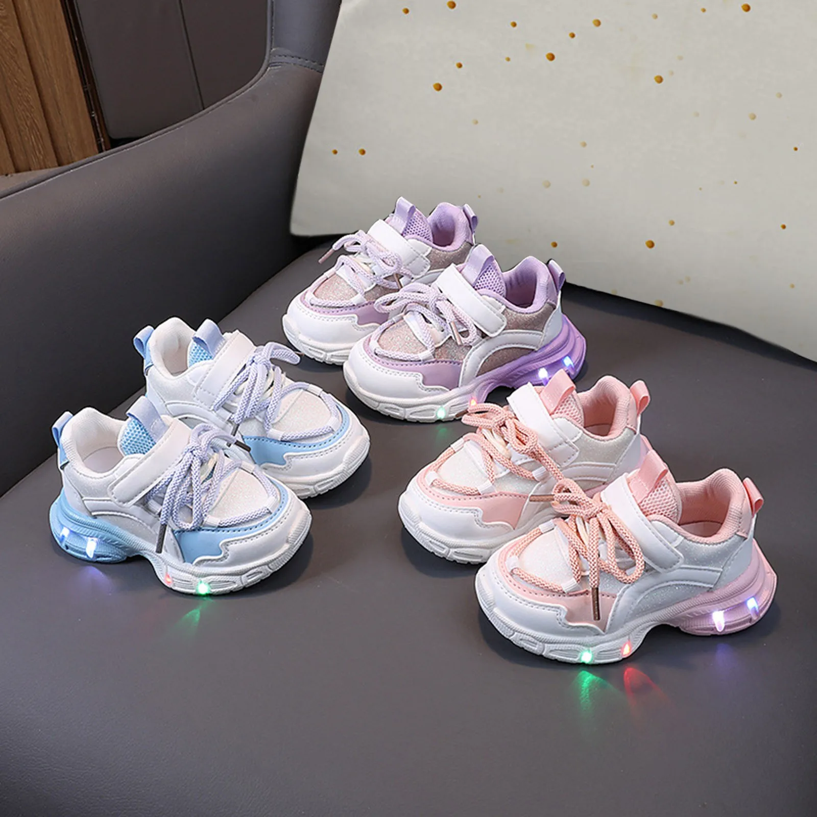 LED Lights Girls Shoes Fashion Glitter Child Sneakers Princess Kids Casual Shoes Spring Autumn Breathable Sports Running Shoes