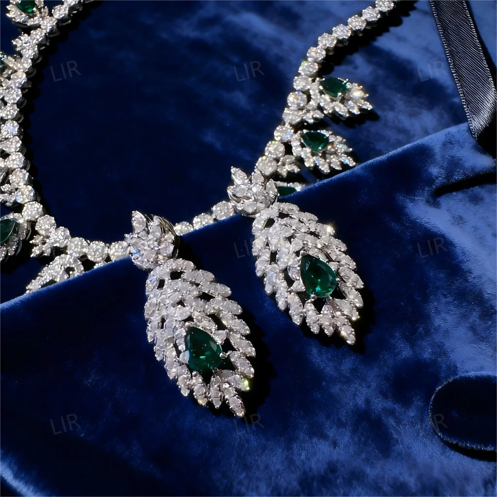 مجموعة مجوهرات نسائية مخصصة: قلادة على شكل دمعة من الأحجار الكريمة الخضراء على شكل طاووس نمساوي عتيق، وسوار من الريش والزركون، وخاتم وأقراط #5