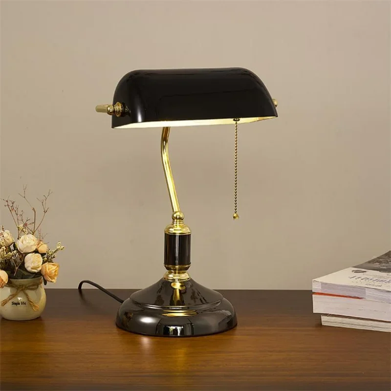 Retro Literary Classical Banker Table Lamps Emerald Green Glass Red Wood Desk Lights Office Bedroom Night Reading Book Lighting