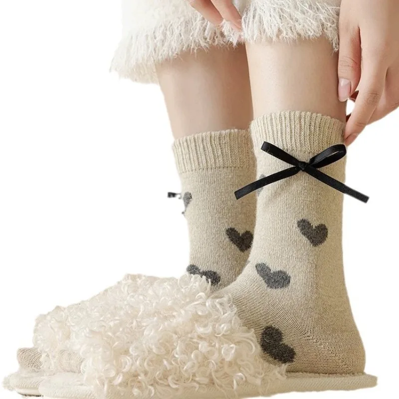 1/5 أزواج جديد ربيع الخريف مريحة الحب فراشة عقدة الجوارب موضة منتصف جوارب أنبوبية سميكة أنيقة بسيطة الجوارب #5