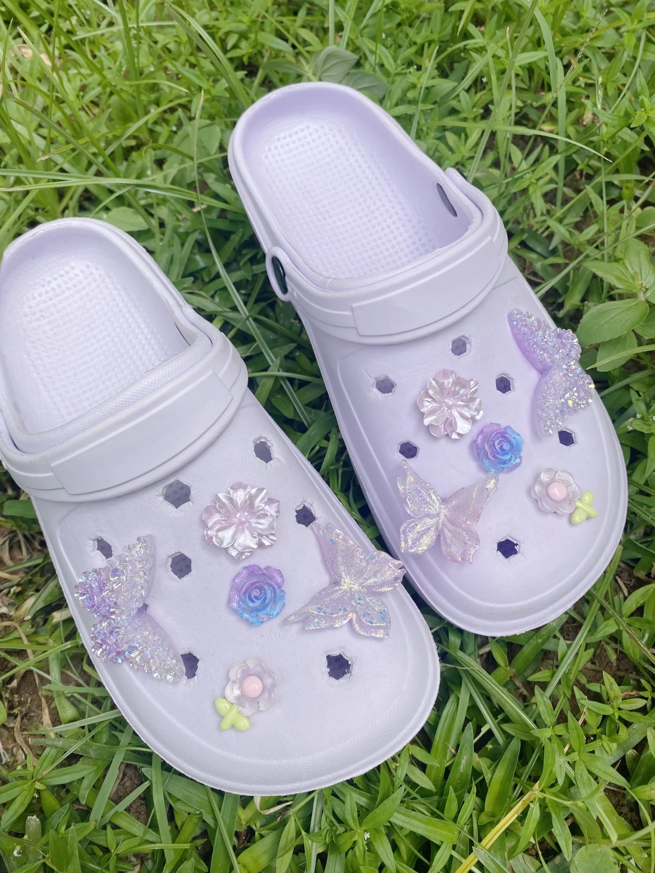 10 pieces of purple butterfly, rose, and flower-shaped ABS resin shoe buckles, DIY decorations, suitable for women's sandals, sl