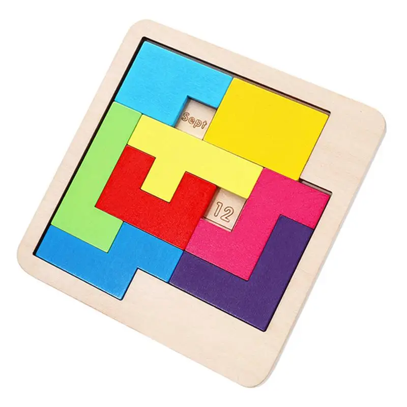 Tageskalender-Puzzle, Holzkalender. Spielen Sie ein anderes Puzzle, um das Datum zu zeigen. Schwieriges Puzzlespiel für den Schreibtisch. PR-Ausverkauf