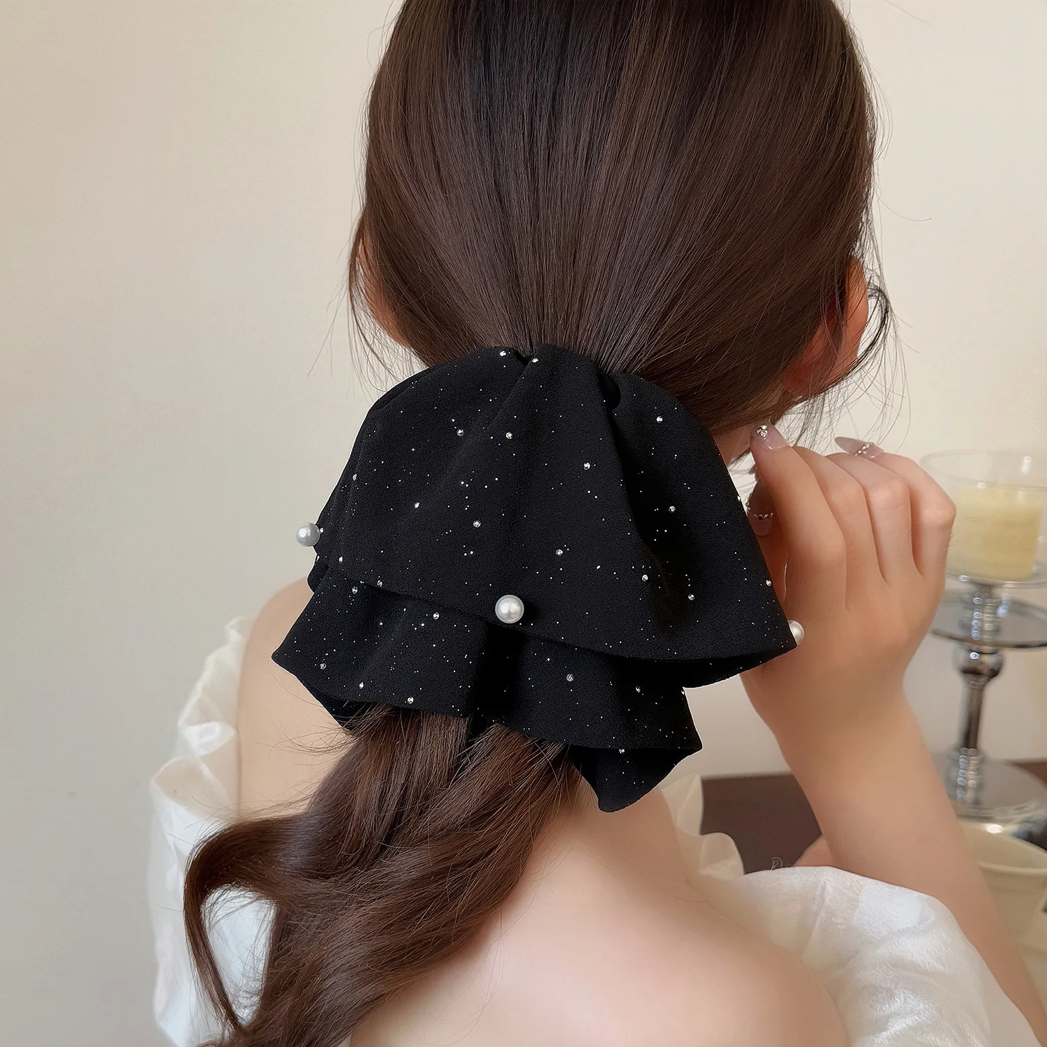 

Hot Selling Crystal Bow Skirt Hair Clip 2025 New Back of Head Shark Claw for High Ponytail Half Up Hairstyle