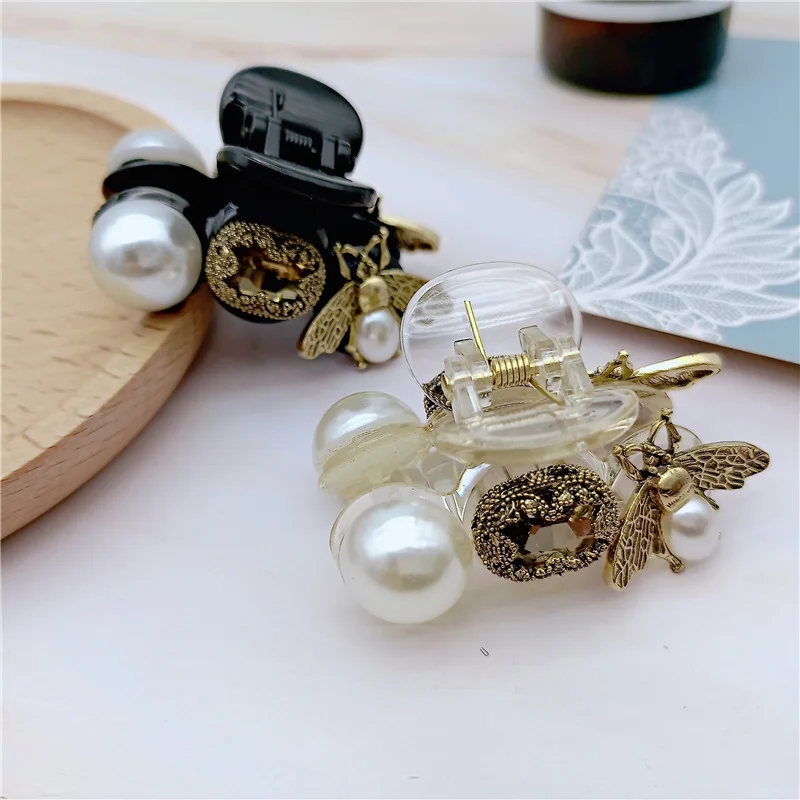 Fashion Imitation Pearl Crystal Bee Hair Claw Vintage Plastic Hairclip for Women Girls Makeup Washing Face Ponytail Bun Hairpin