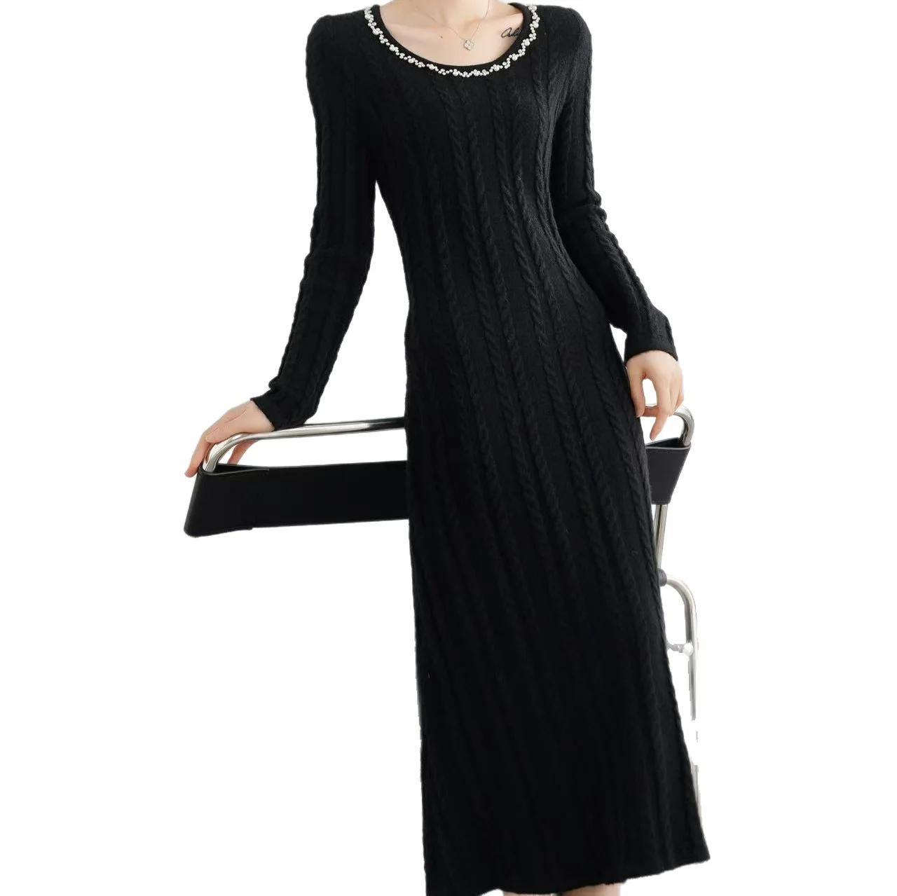 Vrouwen Gebreide Jurk Koreaanse Ronde Hals Nagel Kraal Gebakken Deeg Twists Trui Jurken Herfst Winter Nieuwe Stijl O-hals Taille Slim Fit