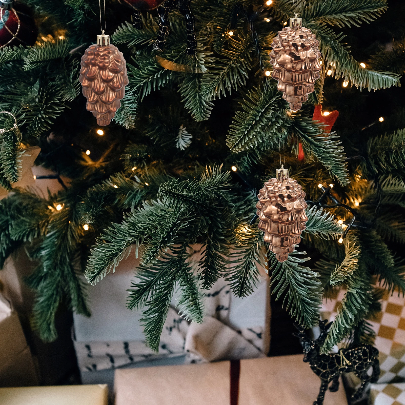 

8Pcs Christmas Pine Cones Hanging Ornaments Xmas Tree Decorations Holiday Party Home Window Door Craft Decor Pine Cone