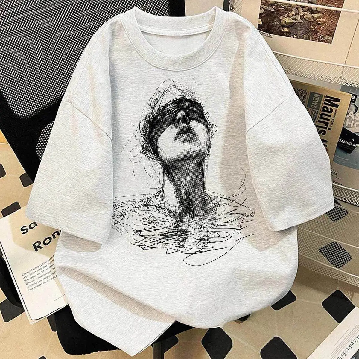 2026 Men Women Heavyweight Cotton Tee Hand Drawn Sketch Character Print Loose Summer Couple Short Sleeve T-Shirt