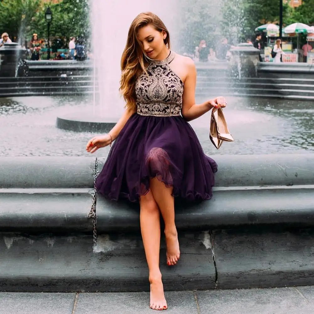 Golden Lace Appliques Short Purple Homecoming Dresses for Junior Girl A Line Sexy Halter Backless Ruffles Formal Mini Party Gown