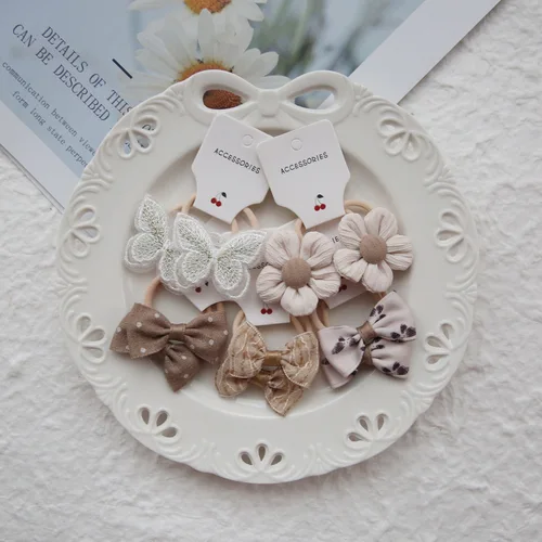 Imagen 2 del producto Juego de 5 pares de adorables elásticos para el cabello con estampado de mariposas para niñas pequeñas