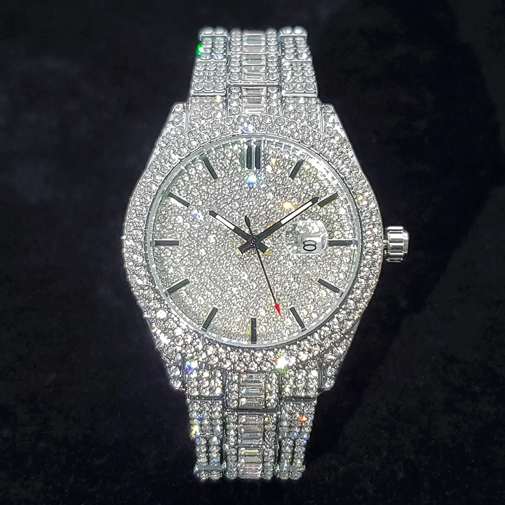 2026 Neue Luxus-Diamantuhr für Herren, Top-Verkauf, Modische Iced-Out Quarz-Armbanduhr, Hip-Hop-Street-Style, Exquisite Weihnachtsgeschenke