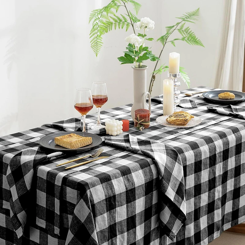 

4 Pieces Christmas Cloth Napkins 30x45cm Buffalo Check Washable Dining Placemats for Wedding Birthday Party Halloween Decoration