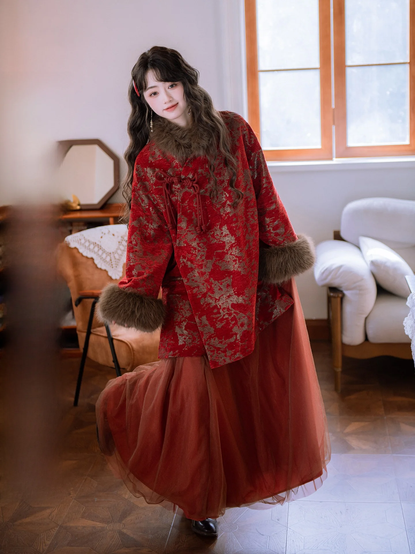 

Red Floral Embroidery Fce Lined Retro Sle Women's Jaet National Sle New Year's Robe Warm Long Sve Coat from Nanfe...