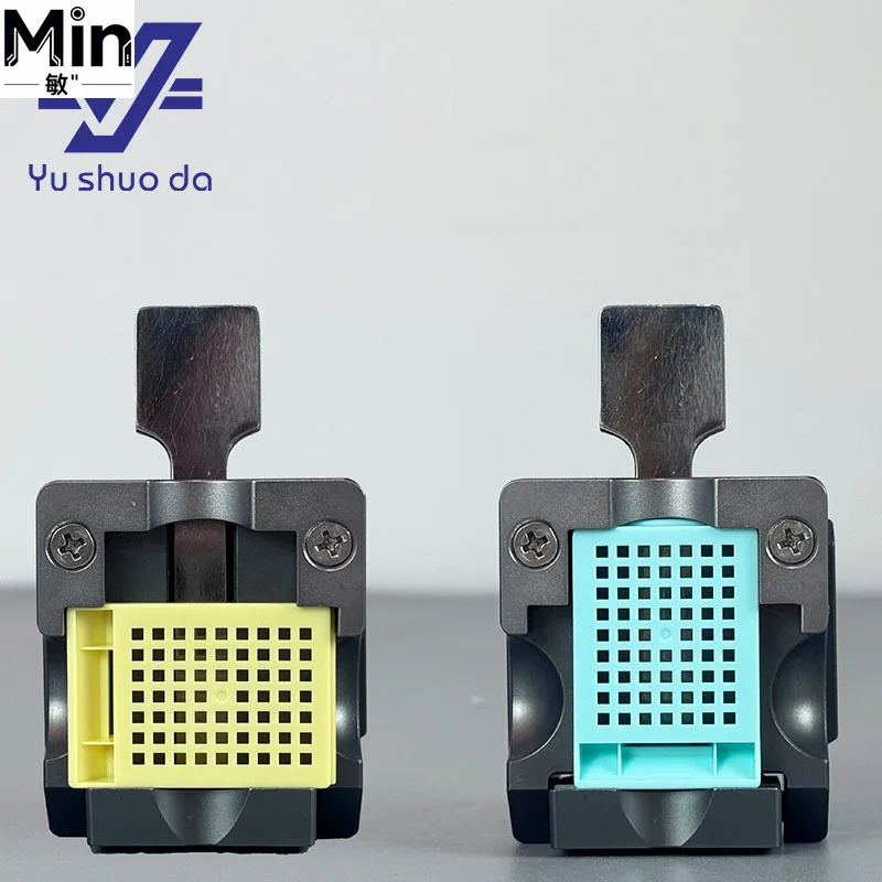 OEM High Quality Metal Microscope Slide Holder Cassette Clip for Lab Consumables Horizontal Vertical Placement