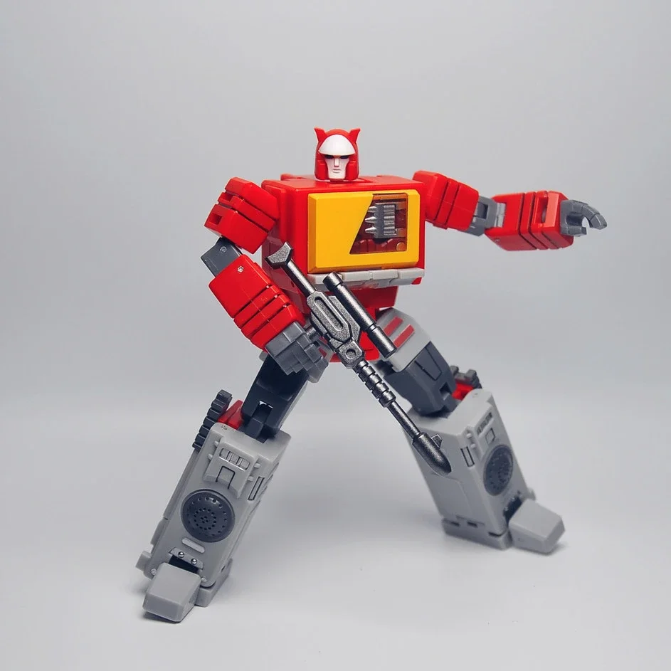 W magazynie MFT Transformation Toys MF-49 Blaster Emitter M Sonic Tape Rhino Small Scale Children Action Figures Gift Collection