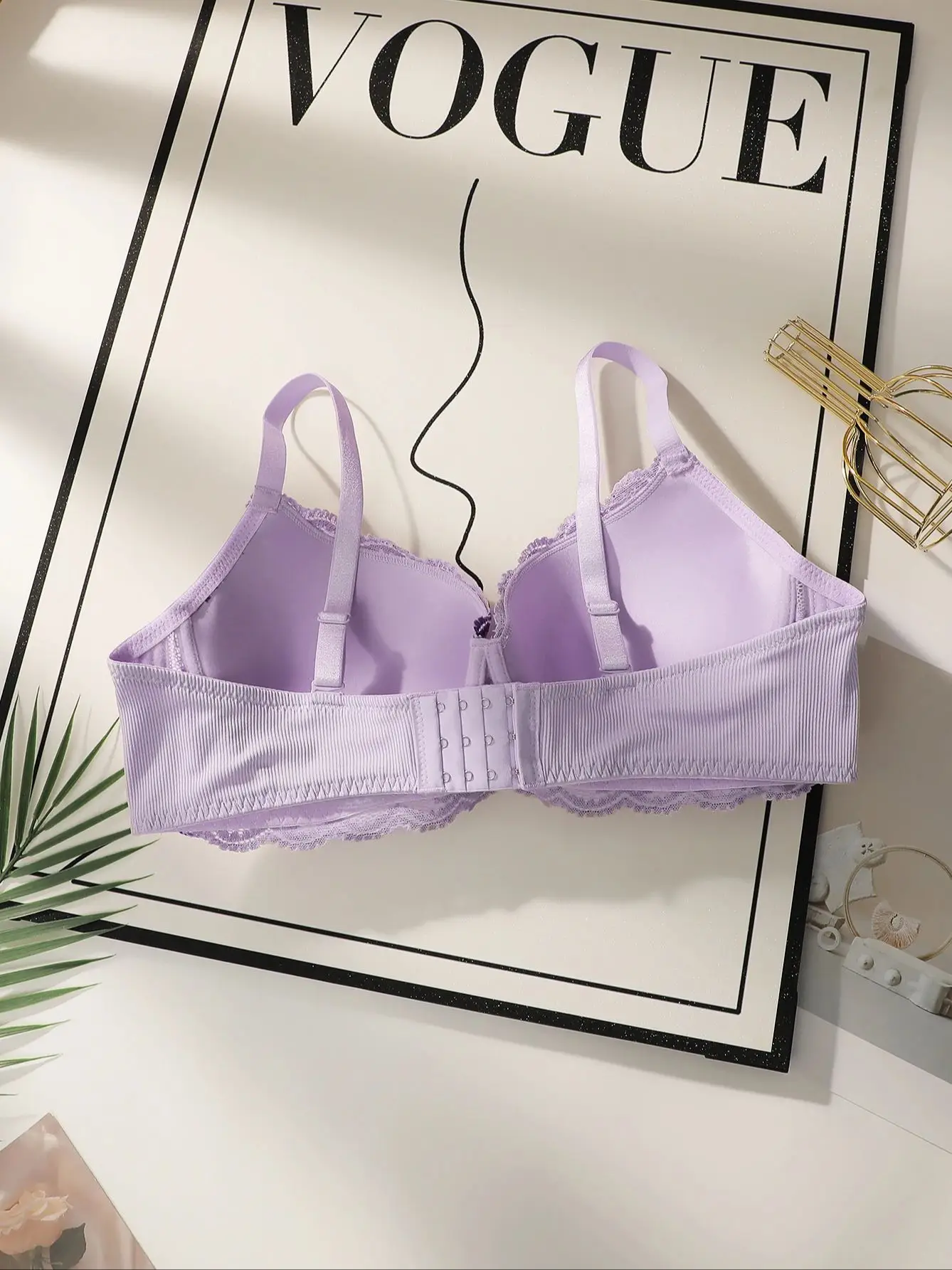 Viomisha Plus Size Bra with Lace Details Push Up Bras Underwire Padded Underwear D Cup Everyday Brassiere 90D-110D