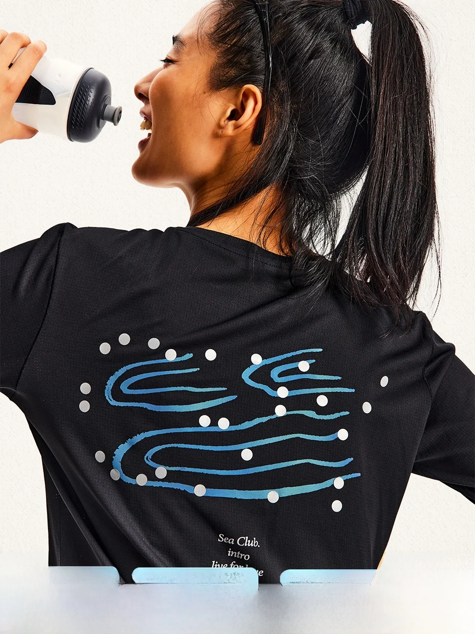 

Qui Dry Long Sve Training T-irt ex Running River Dot Pattern Crnenter adient Reflective Sportswear Polyester...