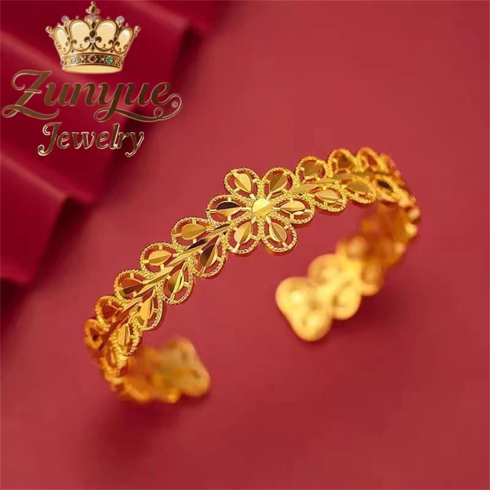 

High-End Sandgold Hollowed-Out Leaf Bracelet Luxury Quality Jewelry Best Selling Fashion Jewelry Gift Exquisite Charms Popular