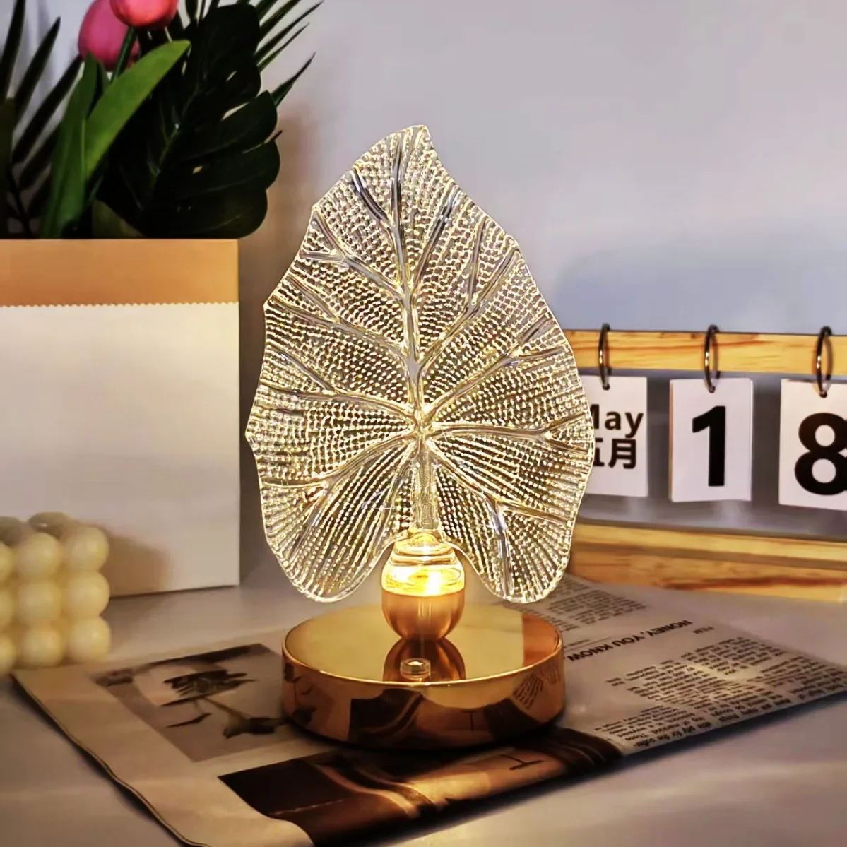 좋은 LED 크리스탈 책상 램프 터치 스위치 USB 충전 야간 조명 침실 분위기 조명