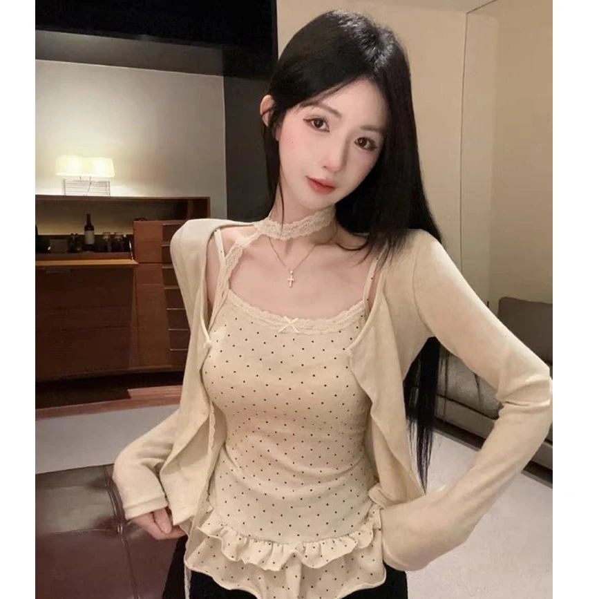 تي شيرت بأكمام طويلة على الطراز الأمريكي للسيدات للخريف بأزرار وطية صدر السترة وجيب مرقع كل مباراة منقوشة طيات عادية مطوي #1