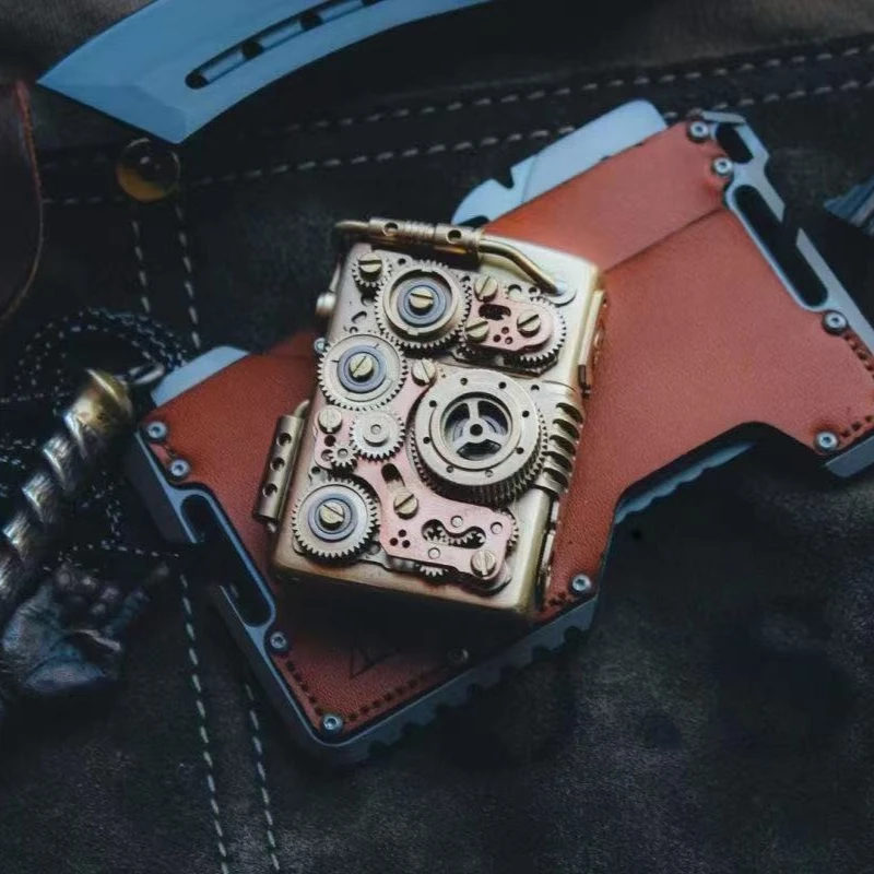 Creative Pure Copper  Kerosen e Lighter Personalized Mechanical Steampunk Lighter Gear Linkage Cool Men's Gift view 5