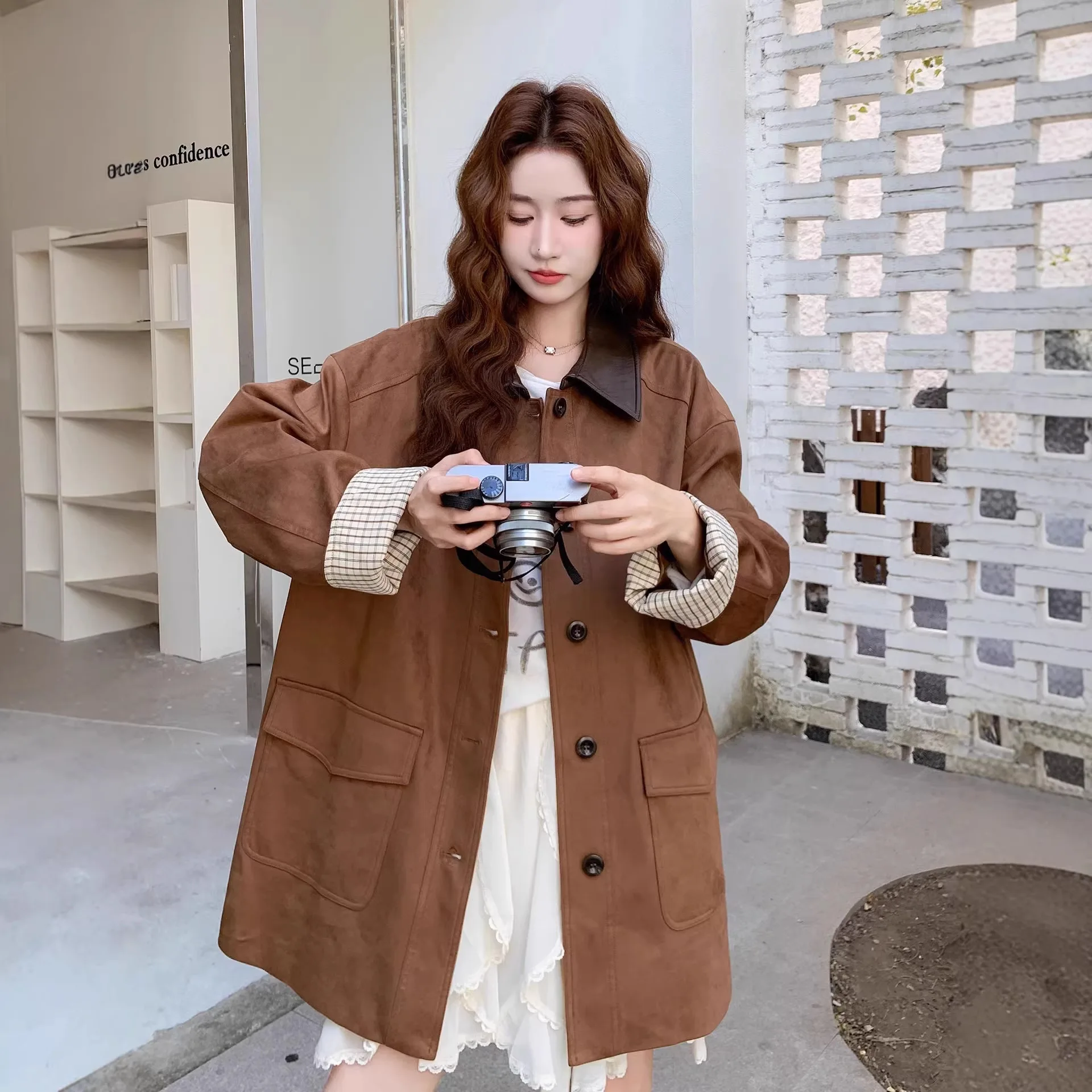 

Женское пальто SuperAen из искусственной кожи кофейного цвета с воротником-поло, весенне-осеннее, в новом американском стиле, винтажное, свободное, повседневное.