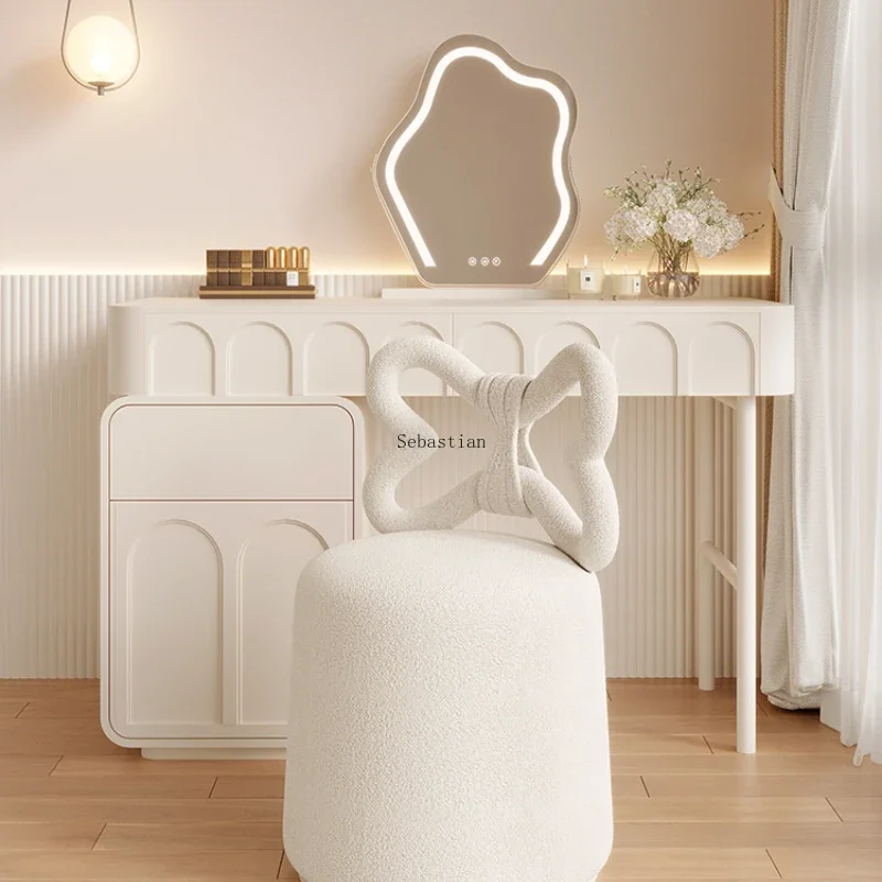 Tabouret rond en spanTable crème pour filles, chaise de maquillage à dos, chaise de manucure de luxe légère