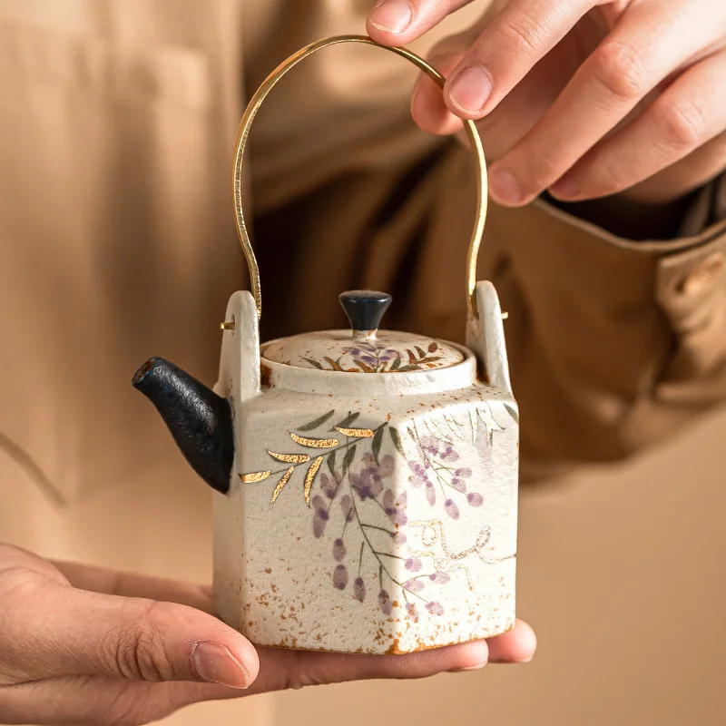 

YFY blue and white flint red hexagonal beam pot ceramic small teapot gold painted wisteria flower single pot kung fu tea set