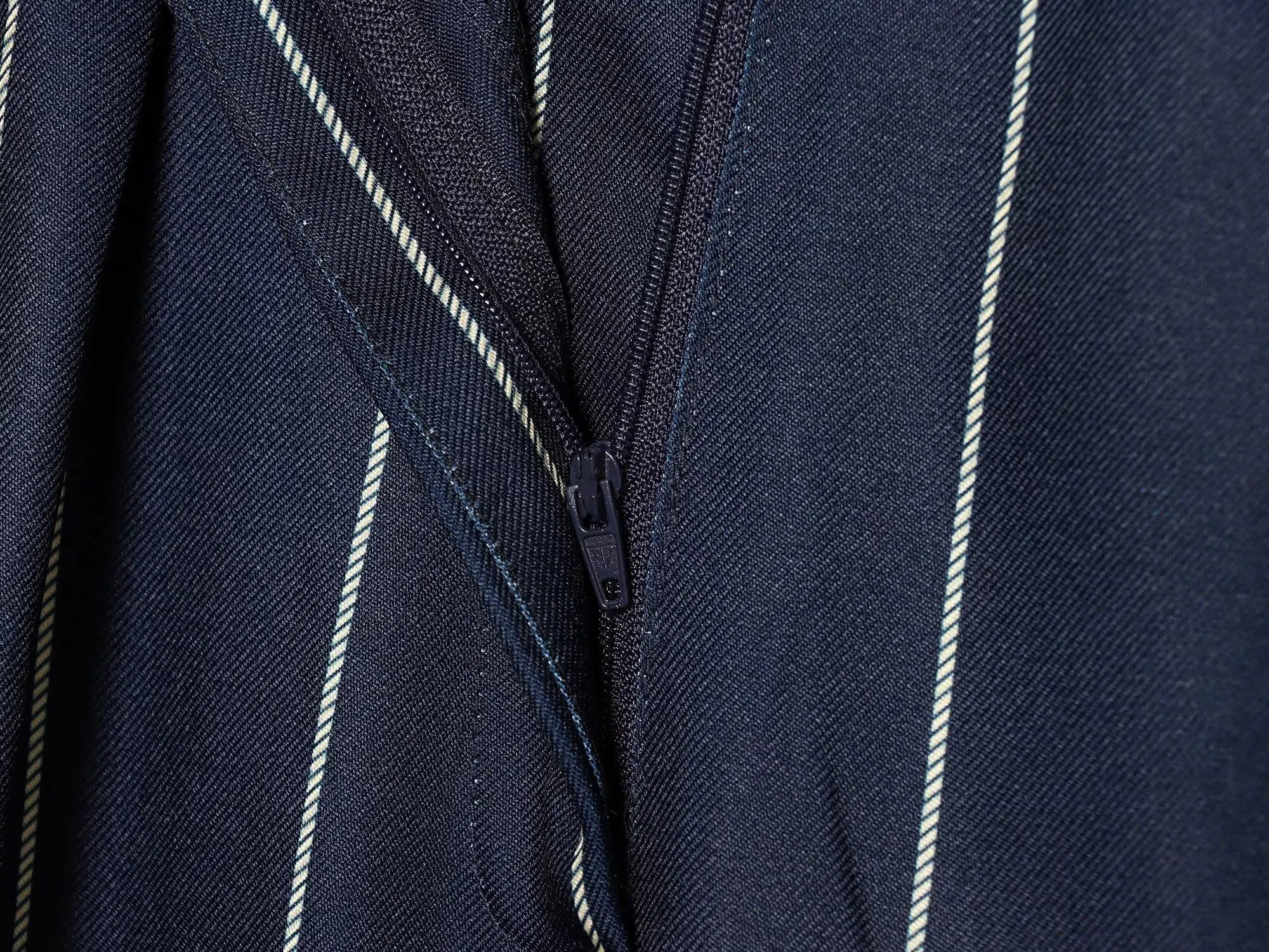 KONDALA Elegantes Pendler-Set für Damen: Gestreifter Kurzarm-Blazer und Plissierte Hose im High-Street-Stil – Sommer 2026 Trendiges Hosen-Set – Detail 21