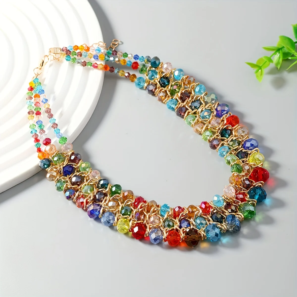 

Three rows of colorful Bohemian necklace, artificial crystal material, gorgeous feminine decorative accessories!