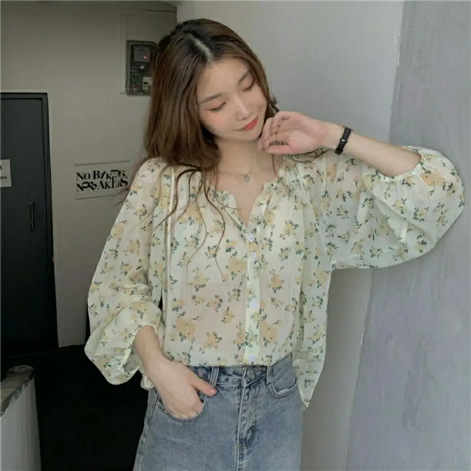スイートスタイル韓国風フレッシュフローラルプリントシフォンシャツレディースルーズフィット長袖ラウンドネックトップエレガント若々しい秋の新作
