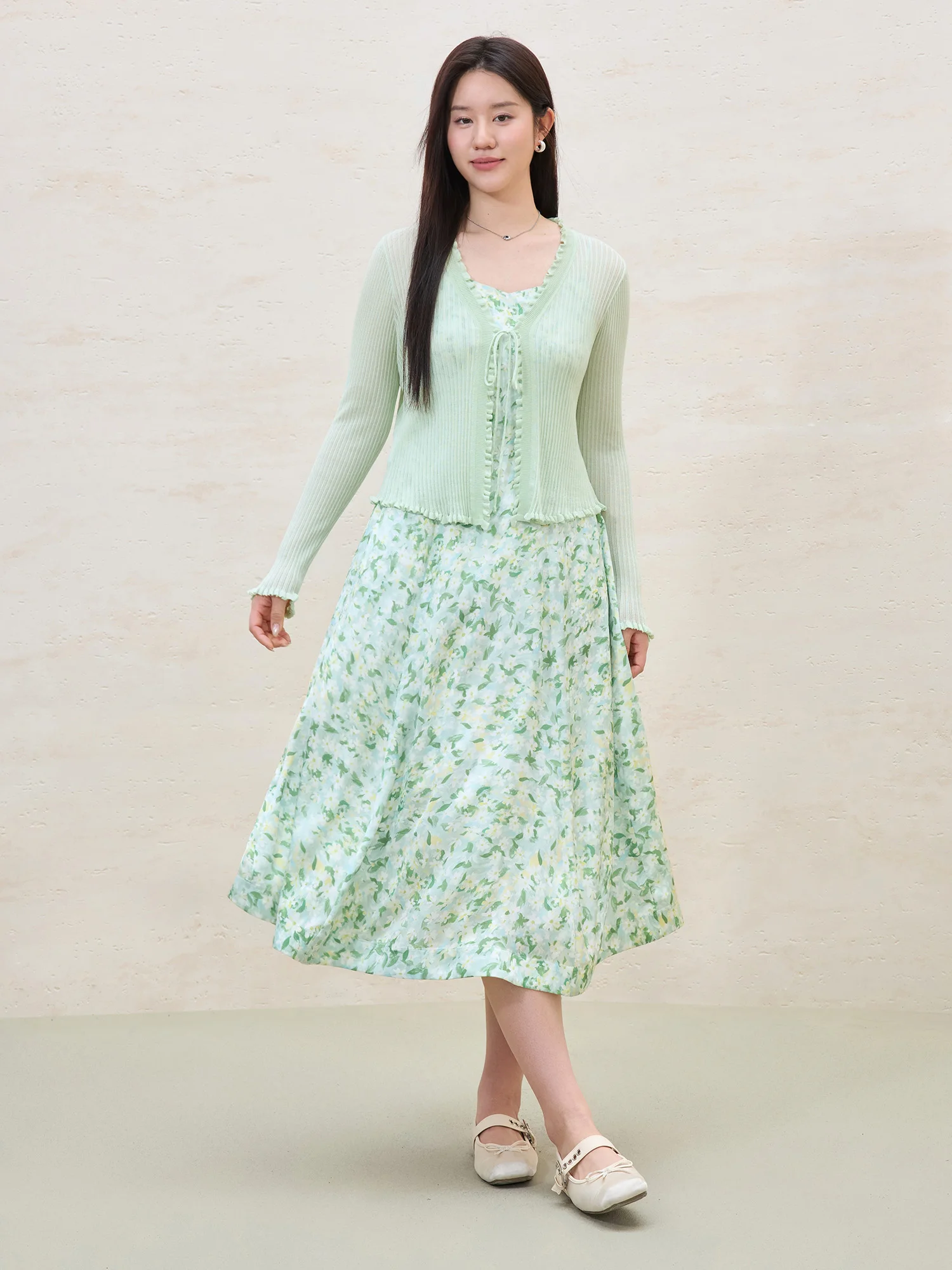 DUSHU プラスサイズグリーンレディース長袖カーディガン 2025 春夏新着カジュアル痩身シックな薄手のコート 25DS82085