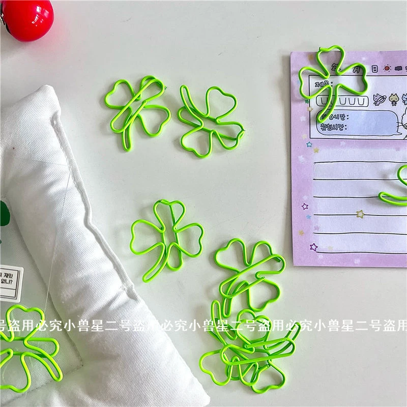 

10pcs/set INS Simplicity Korean Fashion Paper Clip Sweet Green Color Clover Series Photocard Pin Cute Non-sticky Memo Pad Clip
