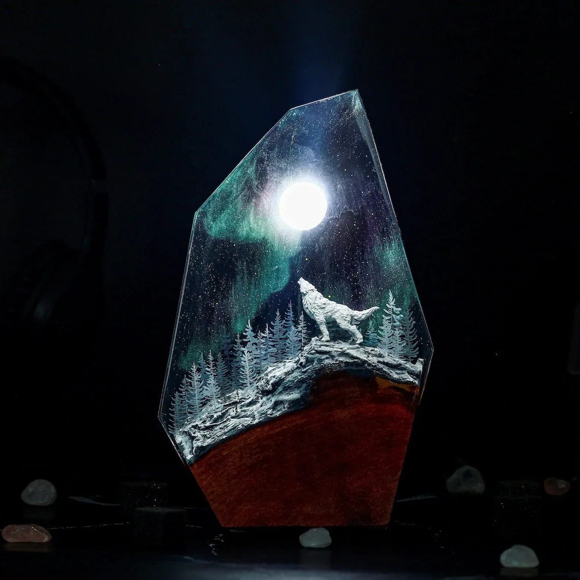 Arctic Light Snow Wolf Emitting Epoxy Resin Lamp Wooden Creative Home Decoration Artwork Unique Gift