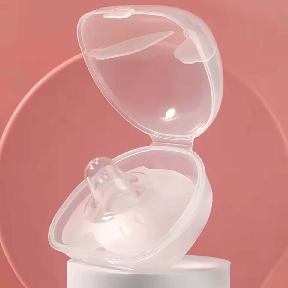 평평하거나 반대로 돌려진 젖꼭지용 보호대