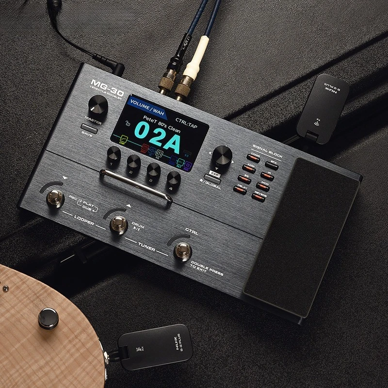 

Цифровые интегрированные эффекты, электрогитара, бас, электрическая коробка, фортепиано, встроенная звуковая карта, барабанная машина, запись LOOP