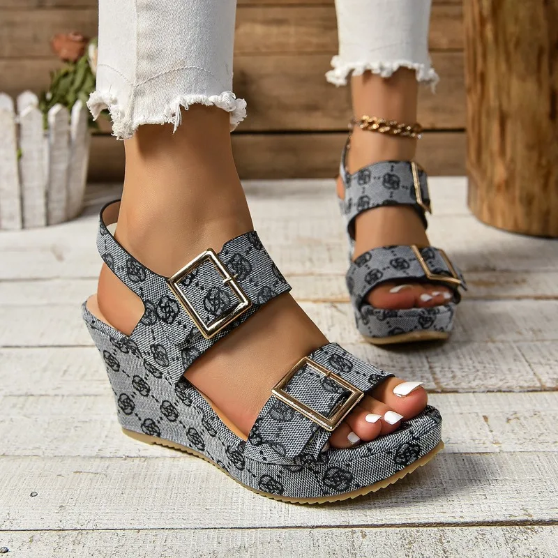 Women Luxury Super High Heel Wedges Modern Sandals 2024 Summer Designer Buckle Strap Mixed Colors Wedges Platform Shoes Slippers