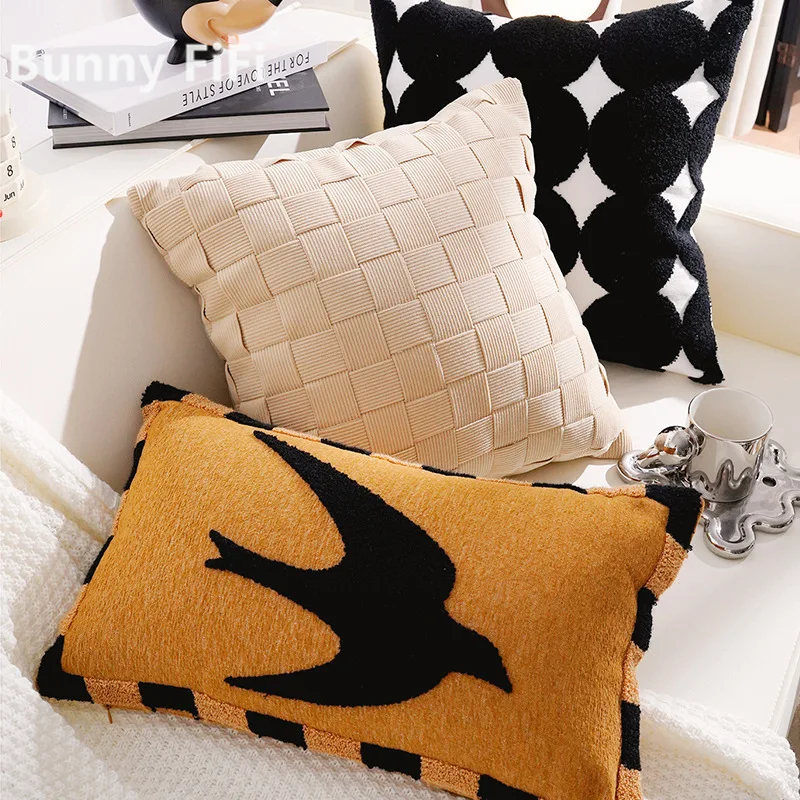 Swallow Zebra Animal Geometric Pattern Cushion Covers Soft Velvet Chenille Luxury Decorative Throw Pillow Cases For Home Decor