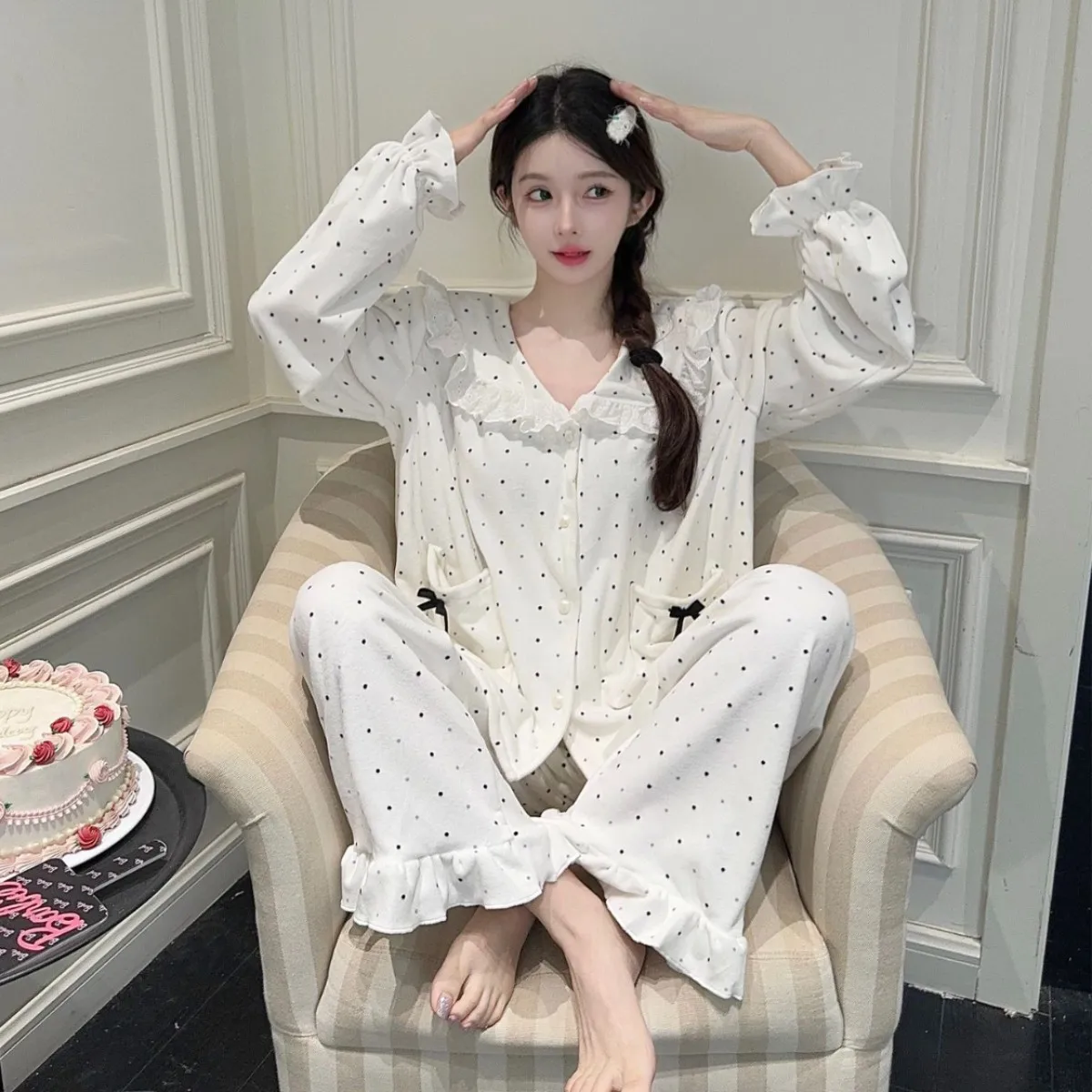 Women Luxury Sleepwear Long Sleeve Shirt Pants Pink Pajamas Winter Loungewear 2Pcs Island Velvet Nightgown Sexy Lace Homewear