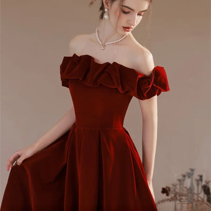 

A word shoulder velvet toasting service new wine red simple generous white dress