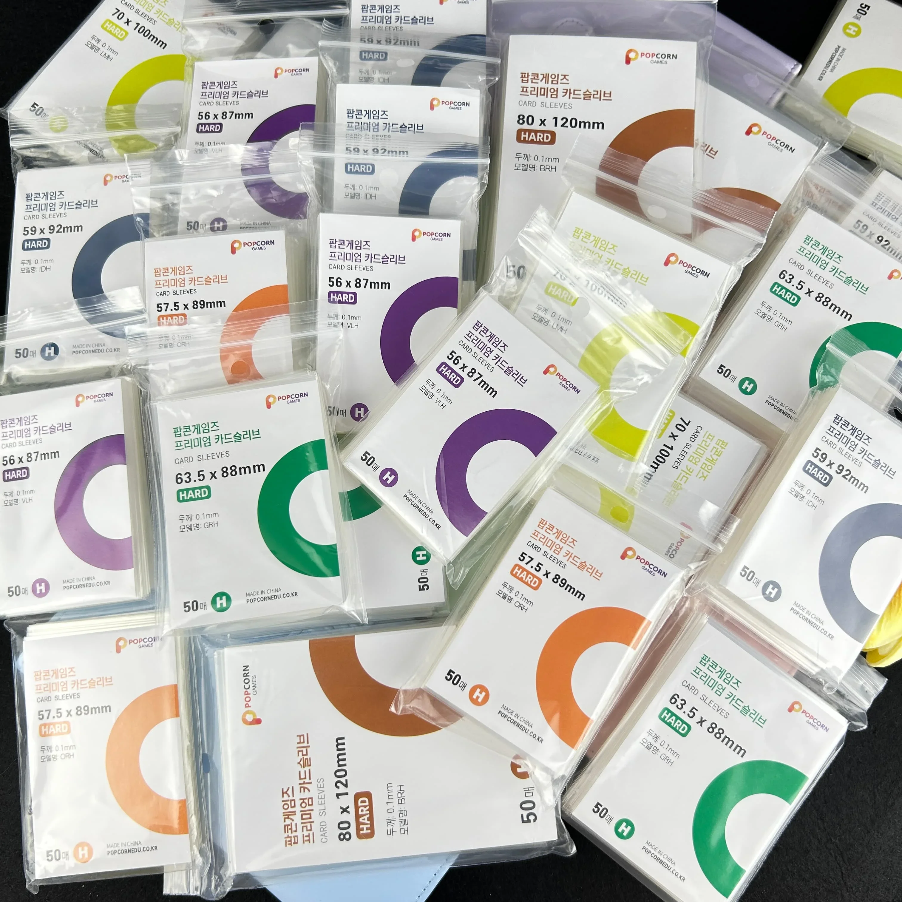 50Pcs 70x100mm Hard Card Sleeves Heavy Duty Trading Card Protectors Acid-Free PVC-Free 0.10mm Clear Anti-Bend for Card Display