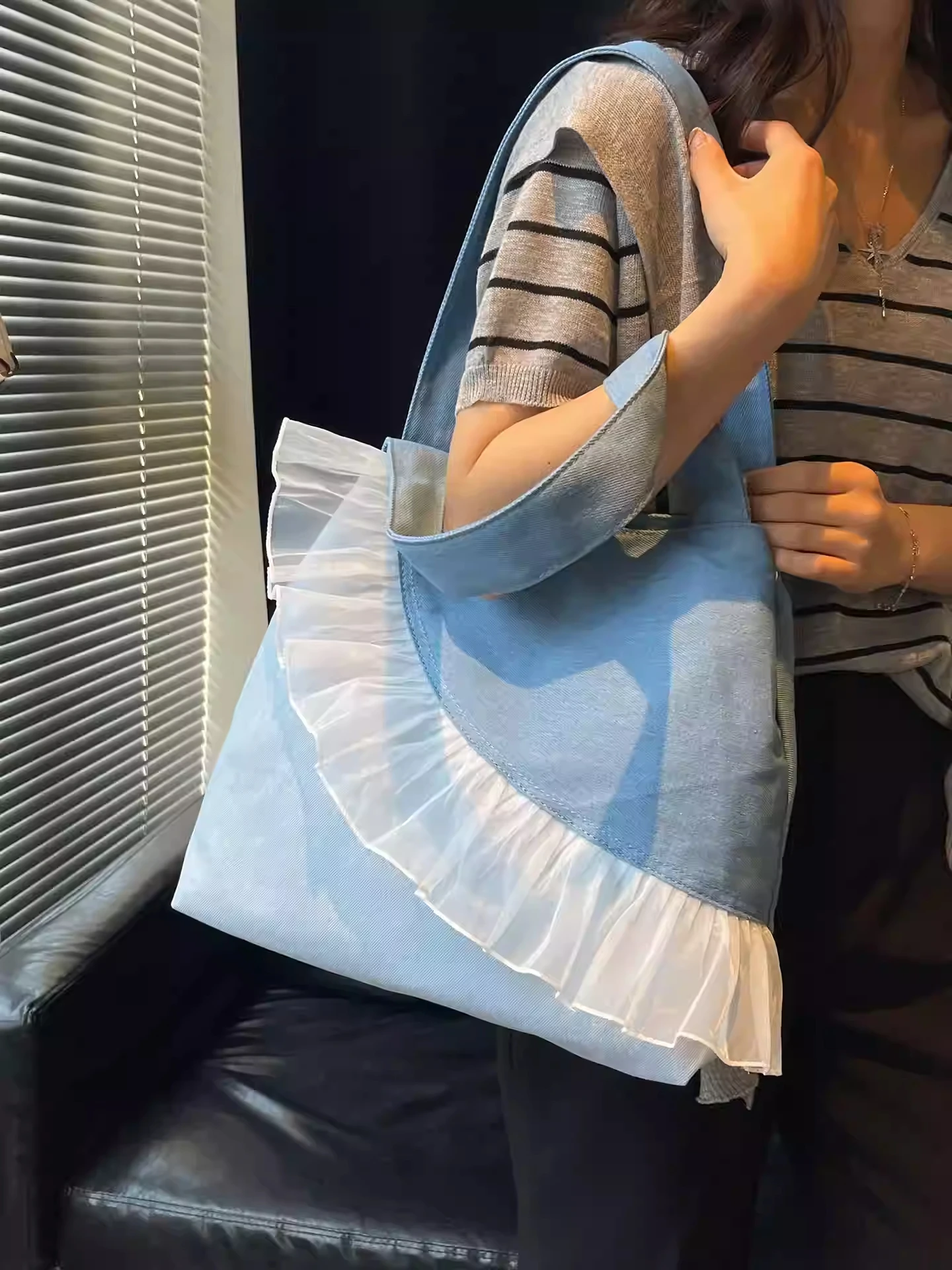 

Lace Flounce Tote Bag for Women Summer New Korean Rectangle Denim One Shoulder Bags Splicing Large Capacity Commute Underarm Bag