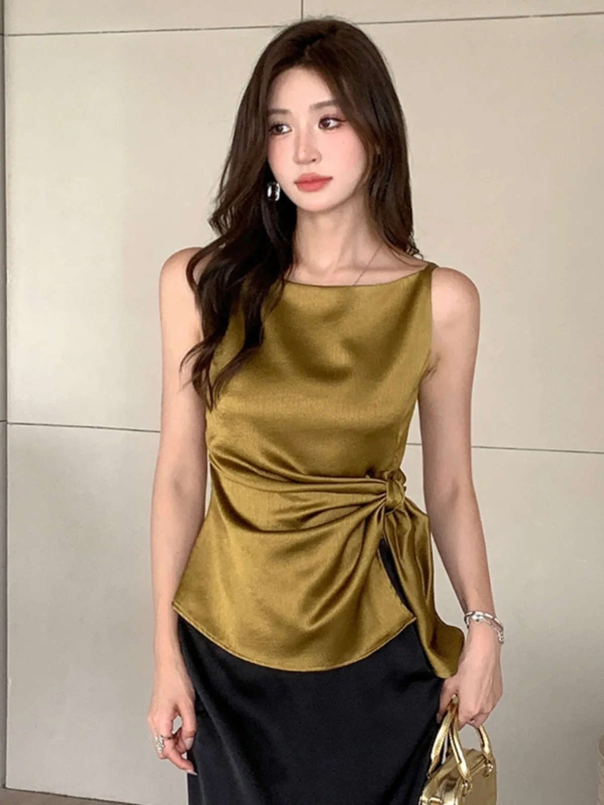 Korejpaa Elegant Camis Tank Top Korean Fashion Summer Temperament Satin Sleeveless Vest Women Slim Fit Twisted Short Tops