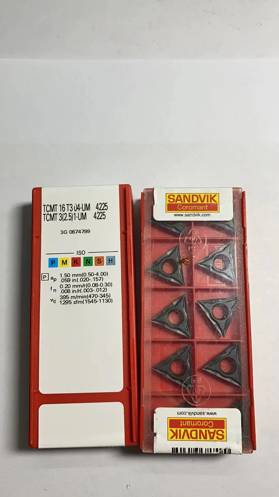 

CNC blade TCMT16T304-UM 4225 original genuine clearance special price, only 4 boxes