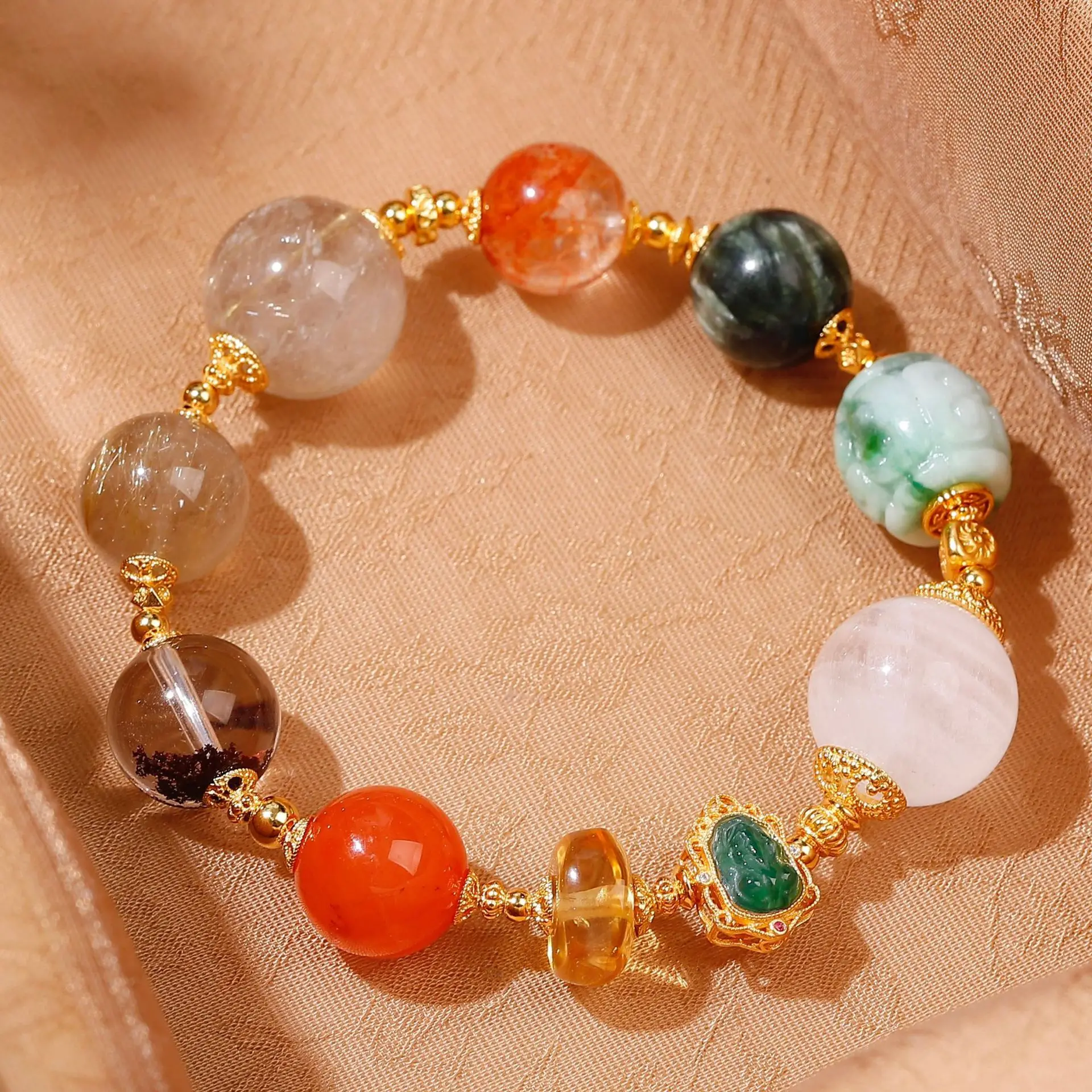 سوار كريستال طبيعي متعدد الأحجار الكريمة، شبح أخضر Nanhong Jadeite Pi Xiu 925 فضي، هدية مجوهرات من الأحجار الكريمة على شكل زهرة