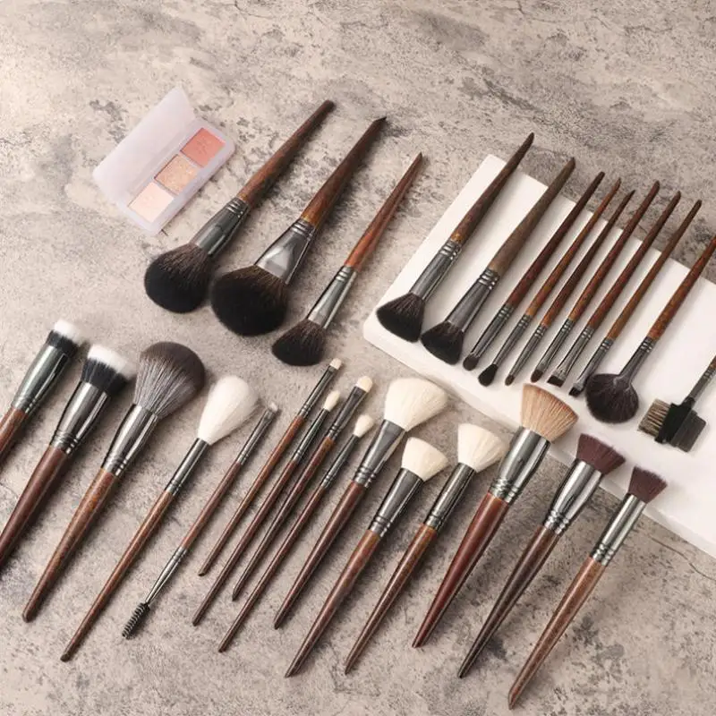 Soft Animal Hair Makeup Brush Set Complete Eyeshadow Lip Foundation Contour Smudge Brushes Professional Beauty Makeup Tools